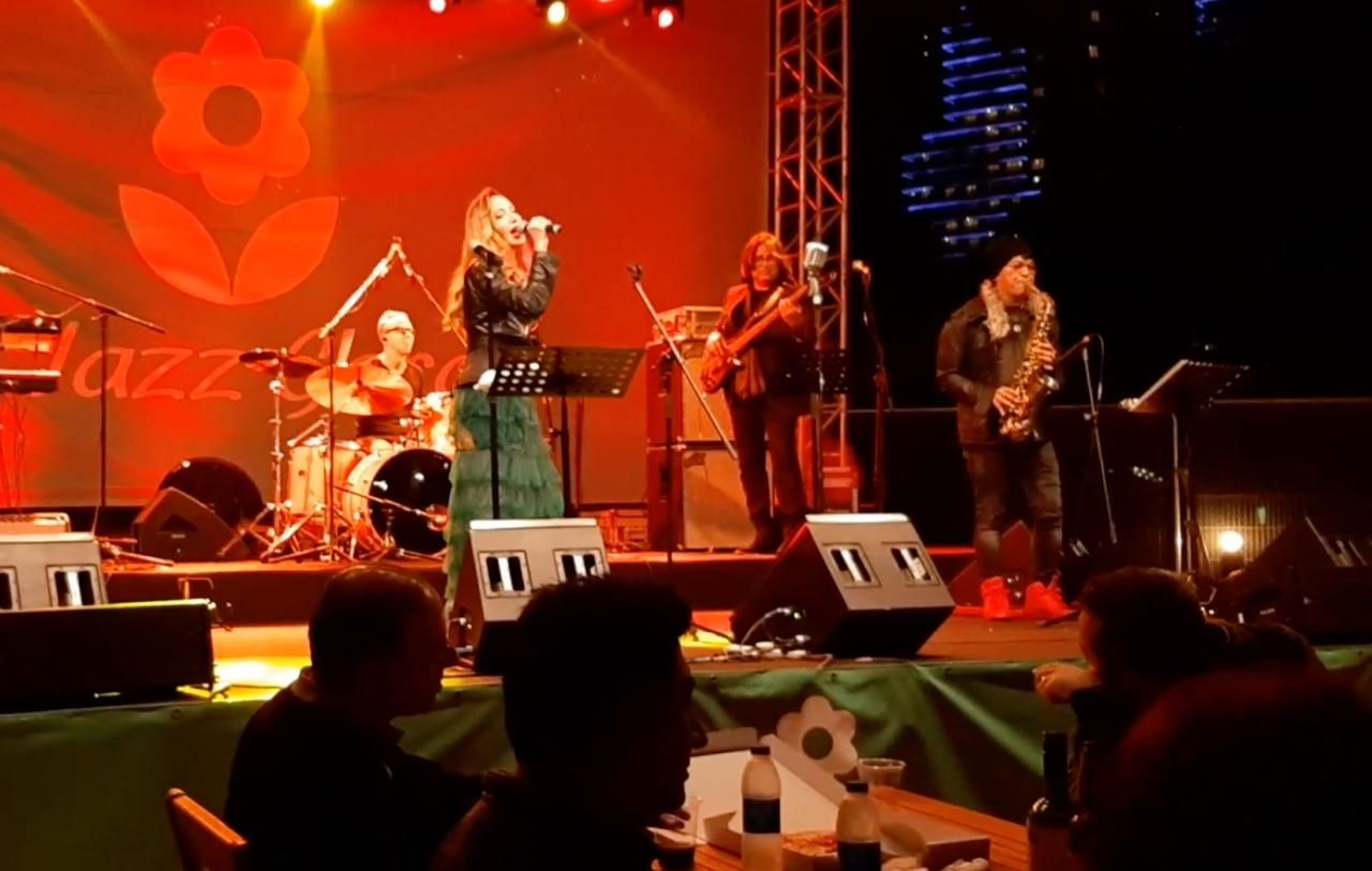 Yvonne Spark Photo Gallery